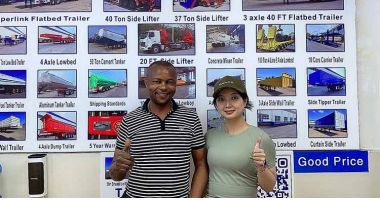 Senegalese Customers Visit Tongya Vehicle to Buy 40 Ft Flatbed Semi Trailer