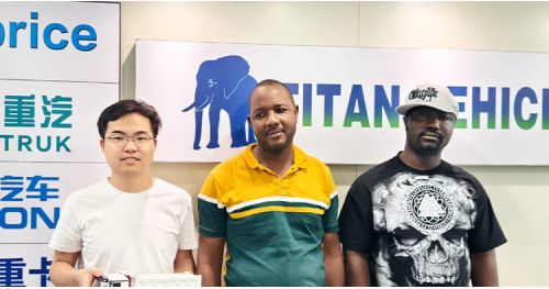 Ghana Customer Visit Tongya to Buy Tri Axle Detachable Lowboy Gooseneck Trailer 