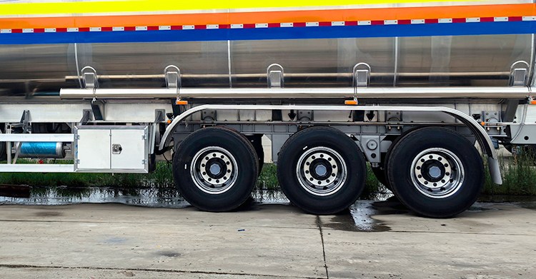 Aluminum Tanker Trailer for Sale in Antigua and Abunda