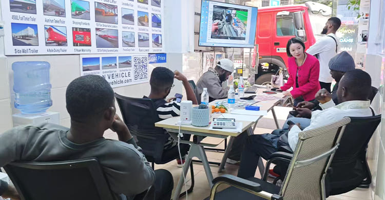 Used Howo Tractor Truck 6X4 for Sale in Tanzania