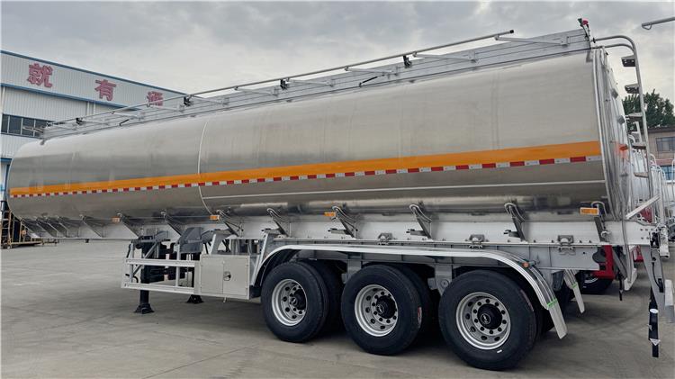 Aluminum Tanker Trailer for Sale In Kenya