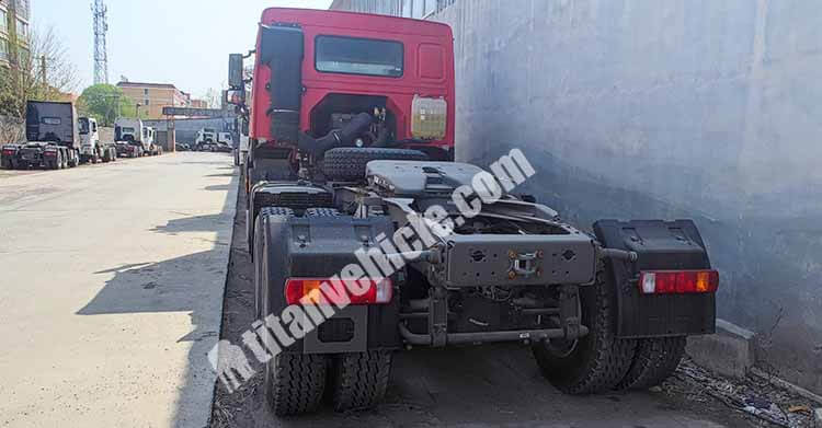 Sinotruk Howo Tractor Truck for Sale in Senegal