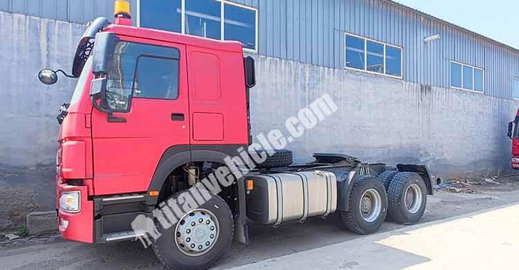 Sinotruk Howo Tractor Truck for Sale in Senegal