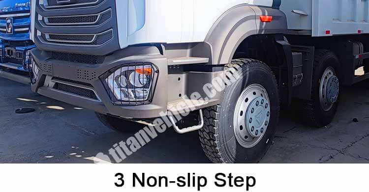 New Model Sinotruk Howo 8x4 Dump Truck for Sale in Tanzania