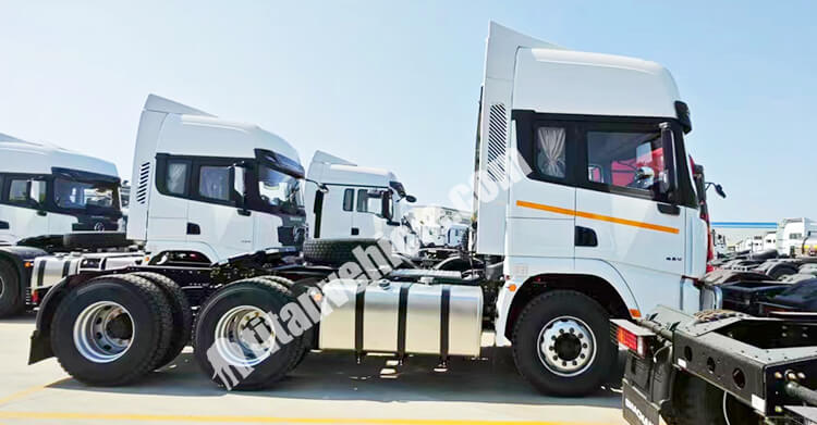 Shacman X3000 Tractor Truck for Sale in Namibia
