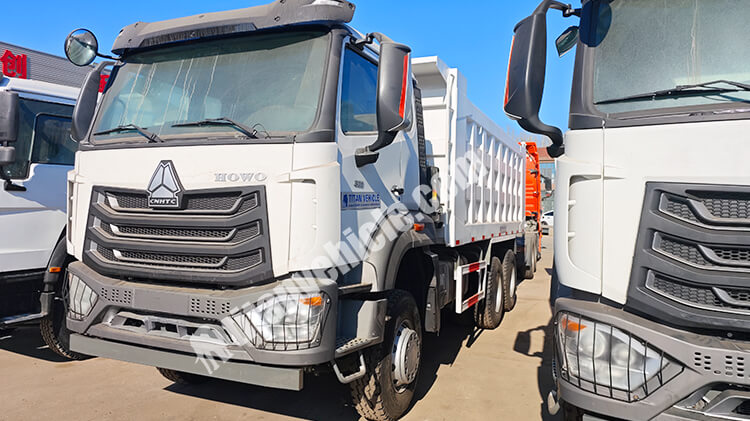 Used Sinotruk Howo Dump Truck for Sale in Burkina Faso