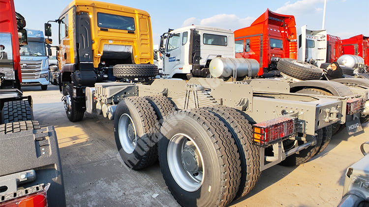 Howo TX 380 Tractor Head Price for Sale in Guam
