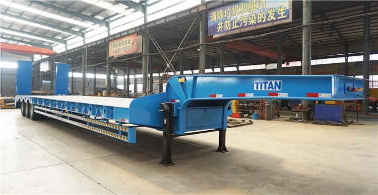 China 60 Ton Tri Axle Low Bed Trailer Manufacturers 
