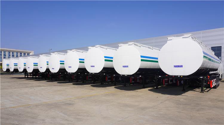 Tri Axles 45000L Tanker Truck Trailer