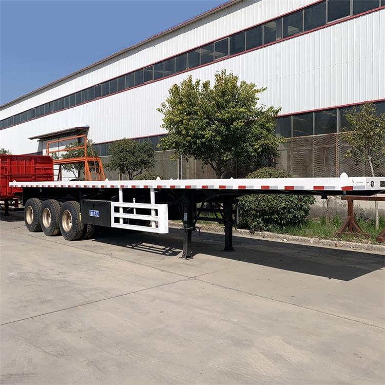 Tri Axle Flatbed for Sale